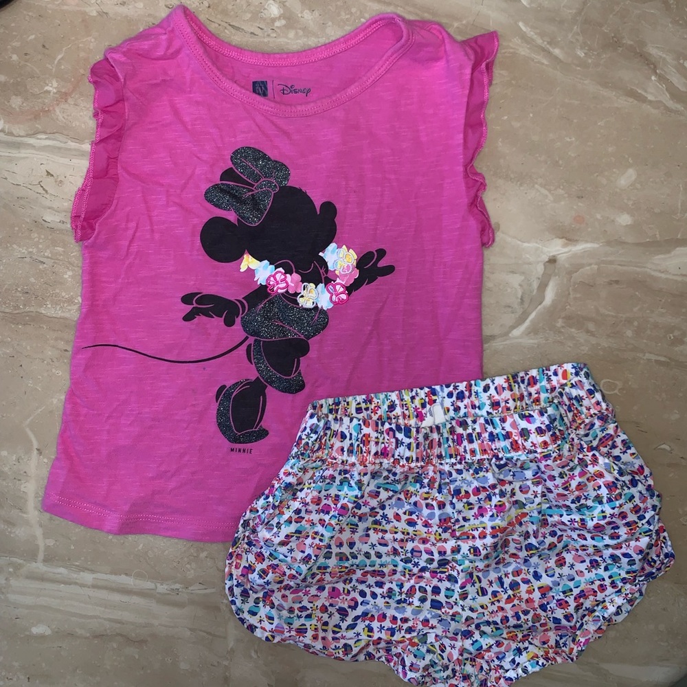 Gaps Girls Size 5 Disney Minnie Mouse Short Set